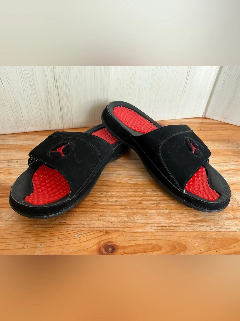 Nike Air Jordan Hydro 8 Retro Slide Sandals Men’s 11 Black Red (Scented 😆) VGUC